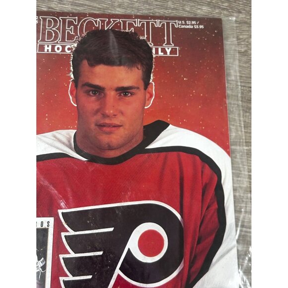 Vintage Beckett Hockey Magazine September 1992 Issue #23 ERIC LINDROS Cover - Picture 4 of 6